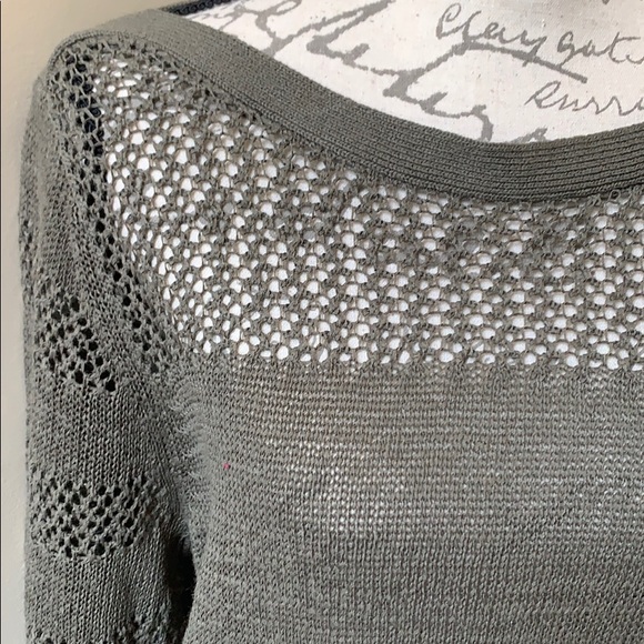 LOFT Sweater - Picture 2 of 6